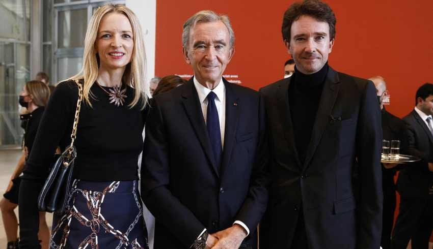 Dünyanın en zengini Bernard Arnault'un varisi kim olacak? Delphine mi, Antoine mi?