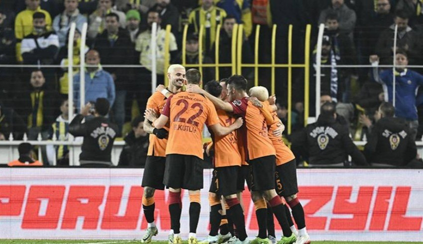 Galatasaray deplasmanda Fenerbahçe'yi 3-0 mağlup etti
