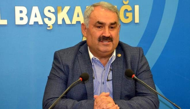 AKP li Halil Etyemez: Ülkede kriz falan yok, iş beğenmiyorlar