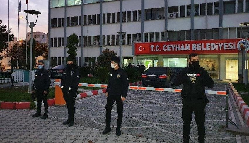 Adana Ceyhan Belediyesi’ne ‘rüşvet’ operasyonu: 23 gözaltı