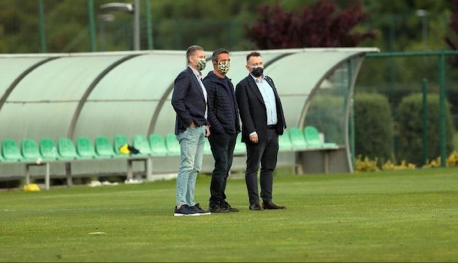 Fenerbahçe den yeni teknik direktör açıklaması