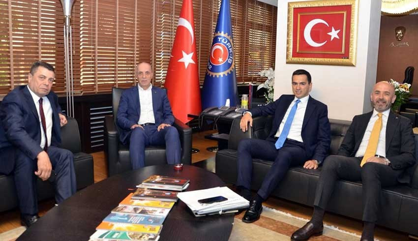 Asgari ücret için TİSK ve Türk-İş başkanları bir araya geldi