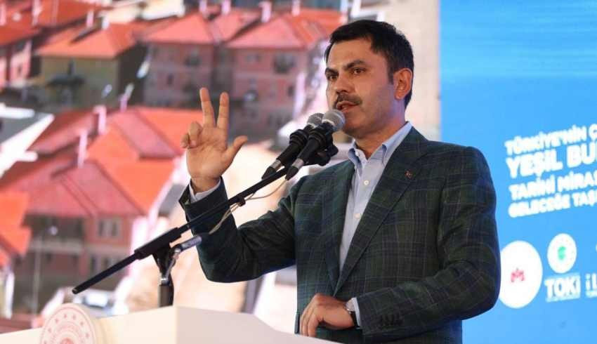 AK Parti ye yakın isim: Çevre Bakanı Murat Kurum un da gözü İstanbul da