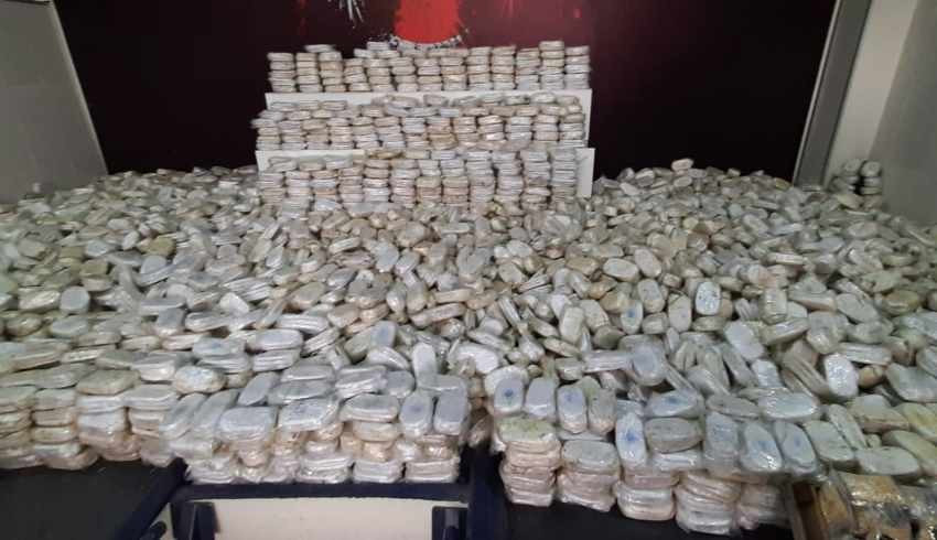 Bakan Muş: İskenderun da 313 milyon TL lik uyuşturucu yakalandı