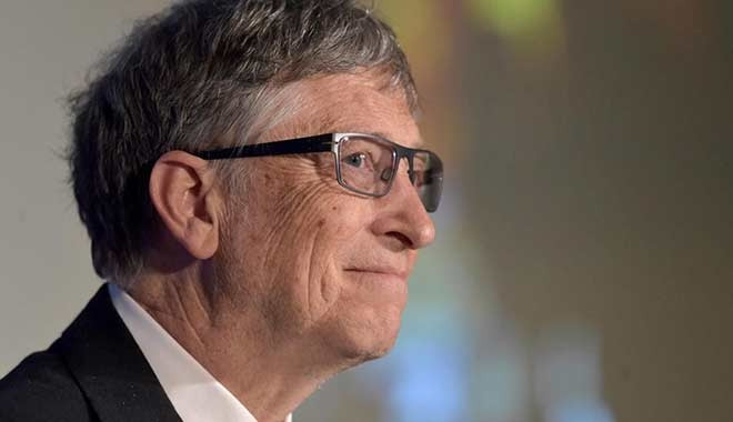 Bill Gates ten komplo teorilerine göndermeli espiri: Galiba sonunda mikroçiplerimiz bitti