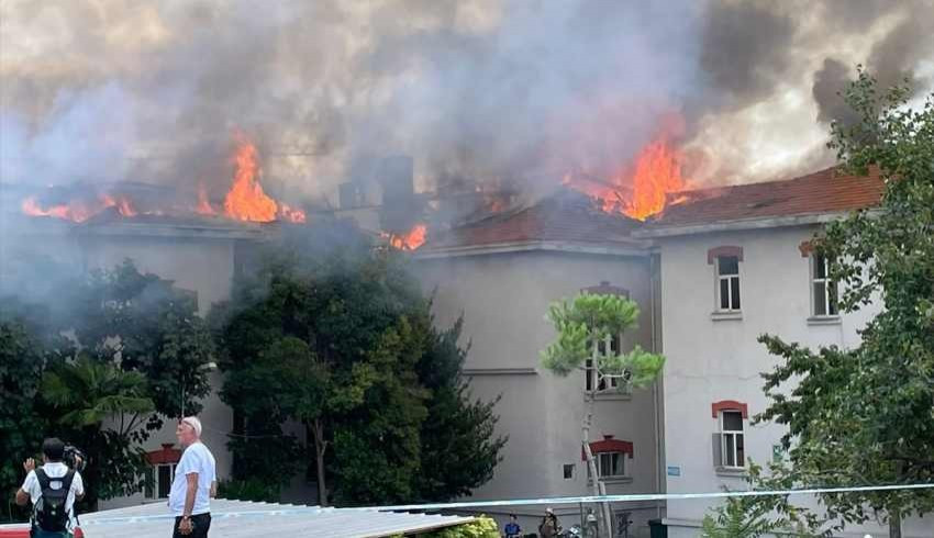 Can pazarı: İstanbul Balıklı Rum Hastanesi nde yangın çıktı!