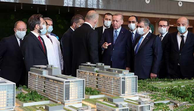 Cumhurbaşkanı Erdoğan, Başakşehir Çam ve Sakura Şehir Hastanesi ni açtı: Burası çam ormanı haline dönüşsün