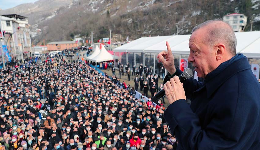 Cumhurbaşkanı Erdoğan dan İmamoğlu na: Sel olunca birileri gibi kafa bulmaya gitmedik