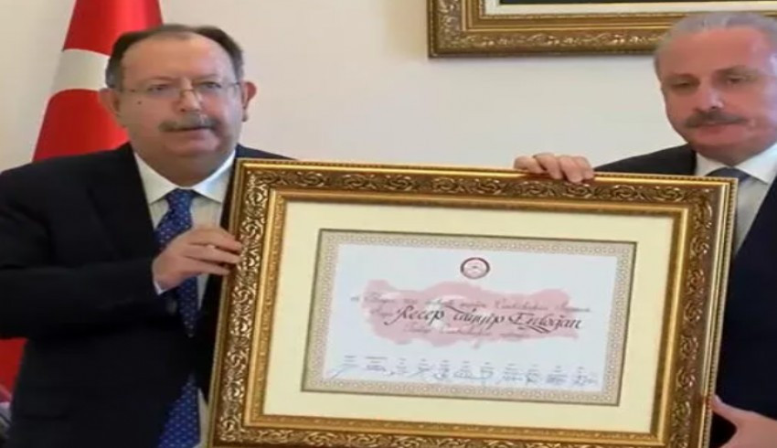 Cumhurbaşkanı Erdoğan ın mazbatası teslim edildi