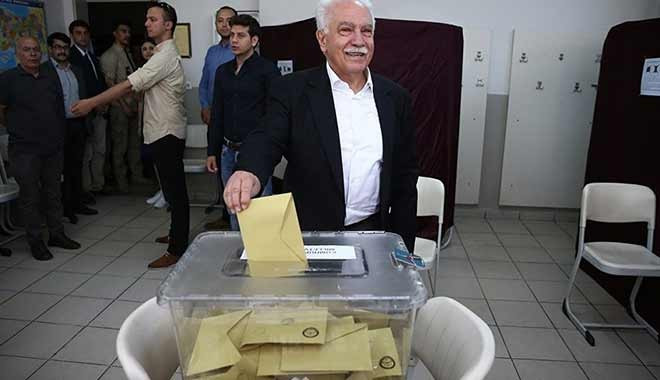 Doğu Perinçek ten ilginç sözler: CHP liler bonzai çekip HDP ye oy verdi
