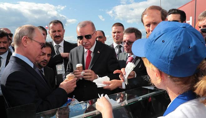 Erdoğan, Putin e dondurma ısmarlattı: Benim parayı da veriyorsun değil mi
