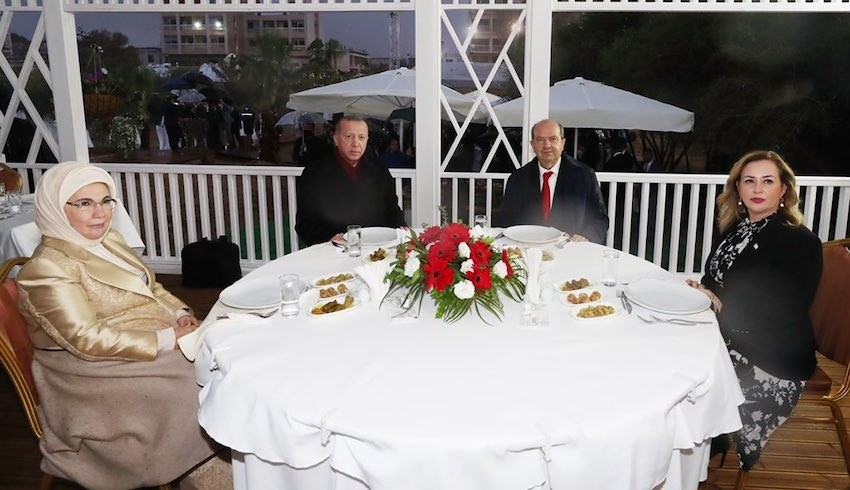 Erdoğan ve Tatar, Maraş ta piknik yaptı: Menüde ne vardı?