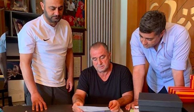 Galatasaray da Hasan Şaş dan şok istifa