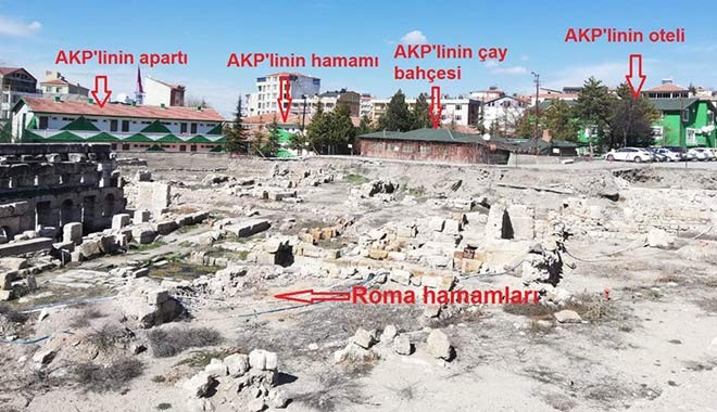 Herşey yıkıldı, O AKP li başkanın binaları yerinde kaldı!