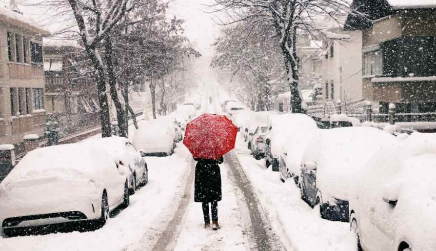 Tarih verildi: İstanbul da 6 saat sürecek kar yağışı geliyor