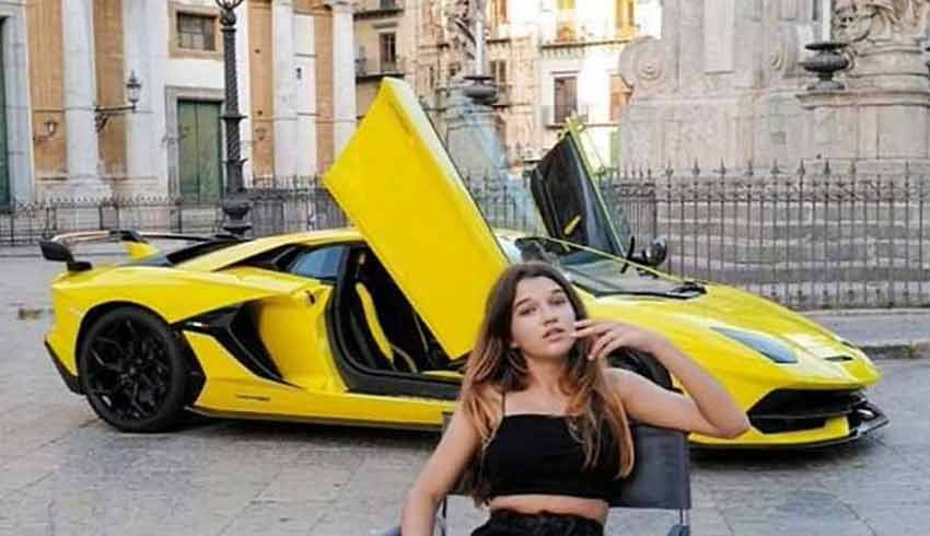 İtalyan lüks otomobil üreticisi Lamborghini, kız çocuklarını model olarak kullandı, tepkiler üzerine yayından kaldırdı