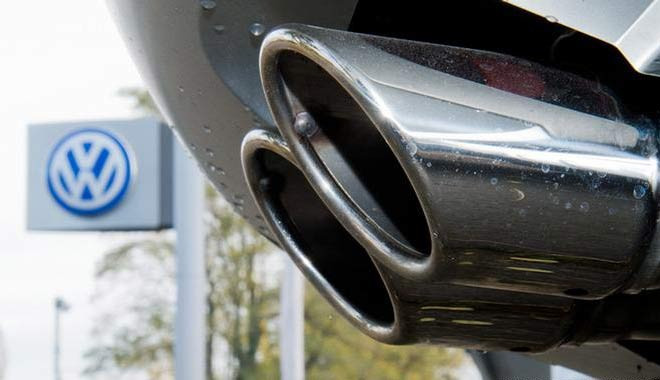 Volkswagen deki emisyon skandalı benzinli araçlara da sıçradı