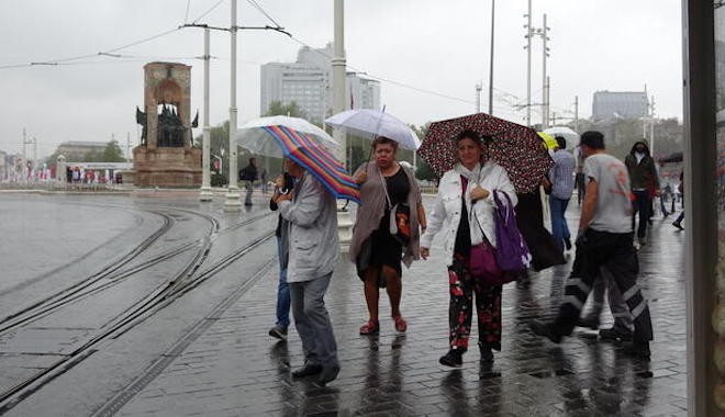 AKOM’dan İstanbul için 2 günlük gök gürültülü yağış uyarısı!