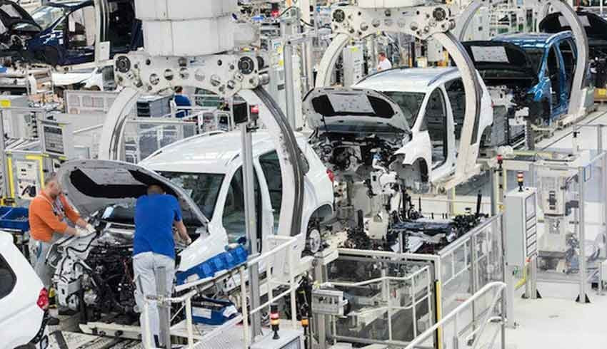 Mercedes ten 160 bin çalışanına Bin euro Korona bonusu