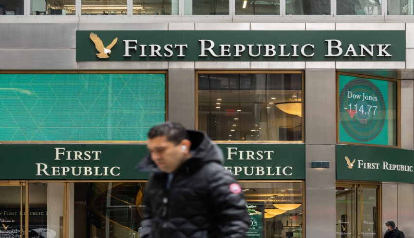 S&P ve Fitch ten ABD li First Republic Bank a kötü haber