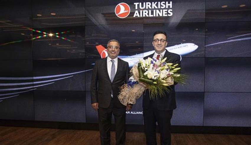 THY de devir teslim töreni; Ahmet Bolat başkanlığı devraldı