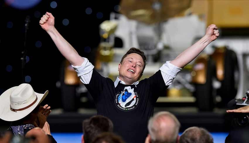 Tesla CEO su Elon Musk a yeni unvan