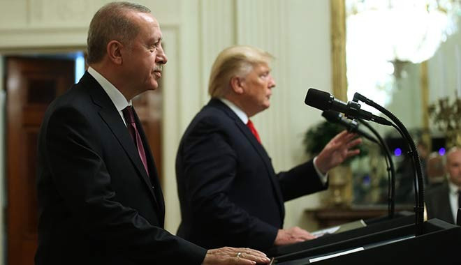 Trump tan Sabah yazarı Hilal Kaplan a: Gazeteci olduğuna emin misin! Türkiye hükümeti için çalışıyor olmayasın!
