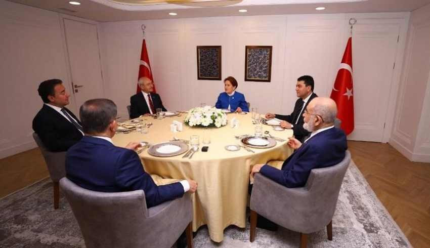 FT yazdı: Altını masada Erdoğan a karşı aday krizi