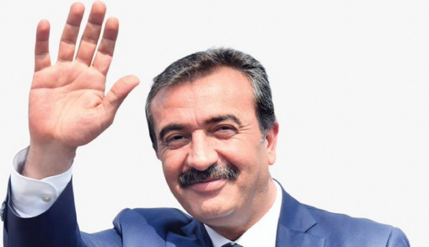 CHP de istifa furyası: Çukurova Belediye Başkanı da yolları ayırdı