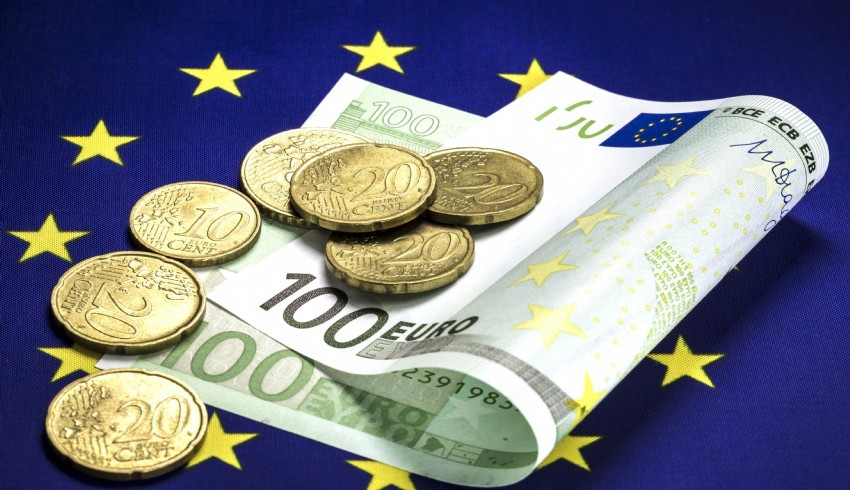 Euro Bölgesi nde enflasyon ağustosta yüzde 5,2 oldu
