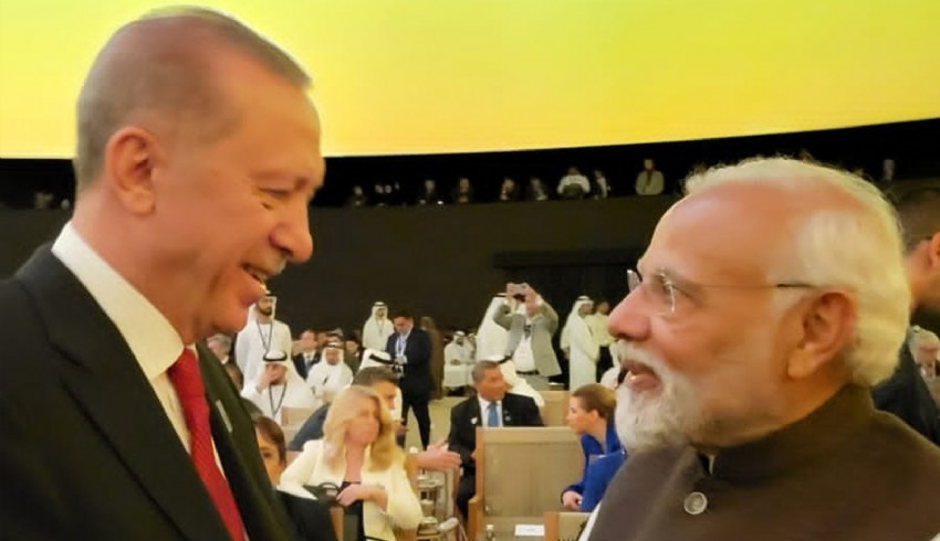 Hindistan Başbakanından Türkçe paylaşım