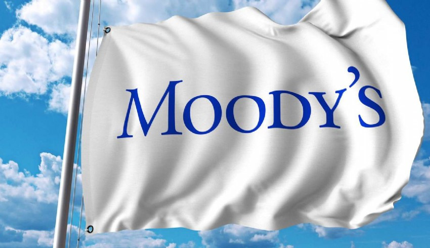 Moody s, Yunanistan ın kredi notunu iki kademe birden yükseltti