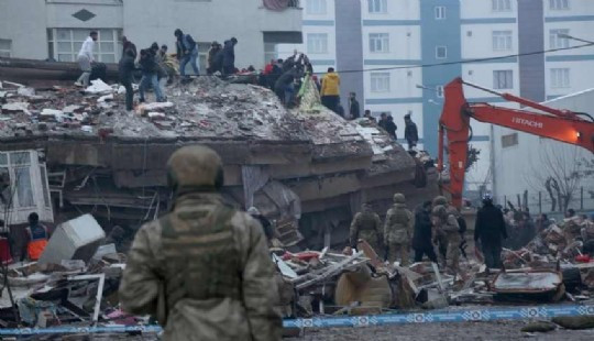 Depremde can kaybı artıyor: 1541 kişi hayatını kaybetti
