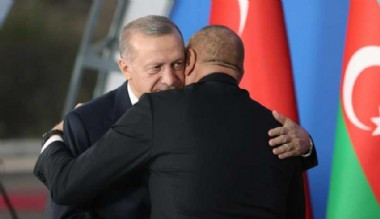 Erdoğan: Azerbaycan küllerinden doğrularak yeniden ayağa kalkıyor
