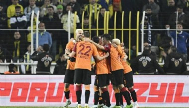 Galatasaray deplasmanda Fenerbahçe’yi 3-0 mağlup etti