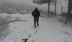 İstanbul'da beklenen kar yağışı Anadolu Yakası'nda başladı