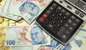 S&P, Türkiye'nin kredi notunu revize etti, analizlerde küçülmeye gitti