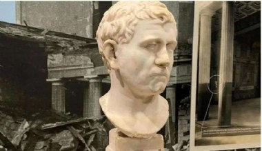 Sadece 500 TL’ye satılan heykel paha biçilmez Roma büstü çıktı