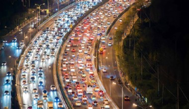 Ulaşım analitiği firması INRIX, dünya çapında trafikte en çok zaman harcatan şehirleri paylaştı