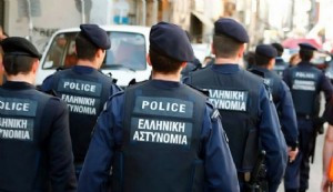 Yunanistan'da baron operasyonu: 585 kilo kokain ele geçirildi
